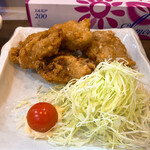 家庭料理居酒屋 よってって - ベジファーストなのでキャベツから頂くが、いつもこの段階で旨い！