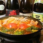 Niku Kei Izakaya Niku Juuhachi Banya - 丸ごとトマト鍋