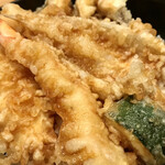 神田明神下 みやび - 海鮮はいずれも揚げ方が最高、皆ふっくら、ホクホクで、素材の味が楽しめます。