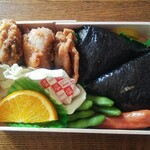 むすび むさし - 若鶏むすび弁当 (税込)900円 ※拡大 (2021.11.02)