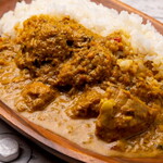 BAR ナナ - ルーを使わずコトコト煮込んだ手作りカレー