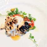 La Brianza - 鱈白子炭火焼き鮎魚醤のソース。風味のいい魚醤のソースに香ばしくてとろける白子が幸せな美味しさ♡