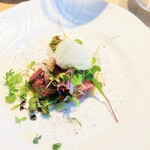 La Brianza - 北海道羅臼15〜16キロ寒ブリカルパッチョ柚子の泡梶谷農園お野菜スマック。香りのいい梶谷農園さんのお野菜やわらかふんわりサラダ仕立て、柚子の泡で風味豊か