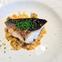 La Brianza - 黒鯛炭火焼きミネストローネソース。イタリアではミネストローネをソースのように使うみたいですね〜 まさにお魚のやさしい味わいにミネストローネお野菜の味わいがアクセントになっていました。