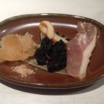 じどりや 穏座 - 「淡海地鶏食べ尽しコース」の一品。2012.11.