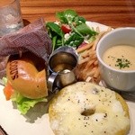 MACOU'S BAGEL CAFE - ベーグルサンドランチ