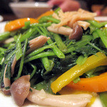 民生 - 空芯菜炒め・アップ