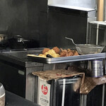 たらふく亭 - 厨房内