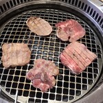 廻転レーン焼肉 いっとう - 