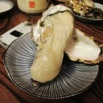 Sanchokuya Taka - 広島県音戸産の生牡蠣