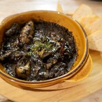 Lemon & Oyster Garden SANGO - 墨鱼墨汁炒