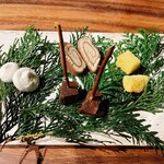 ヴィラ・デラ・パーチェ - ミニャルディーズ