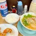 布施 細見商店 - 