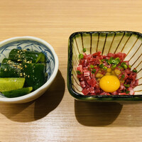 馬春楼 北新地総本店 - ラー油胡瓜と桜納豆