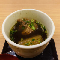 馬春楼 北新地総本店 - カルビと大根の煮物