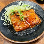中央酒場 - 豆腐ステーキ