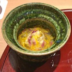 おみ乃 - 鳥しんじょう 菊花の餡かけ