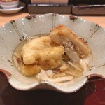 おみ乃 - 蓮根のはさみ揚げ きのこ餡（アップ）
