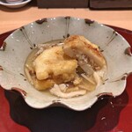 おみ乃 - 蓮根のはさみ揚げ きのこ餡