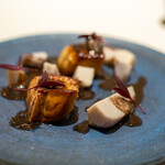 レストラン オオツ - 2021.11 フランス産「メゾンミトー社」フォアグラドカナール 海老芋 ソースペリグー