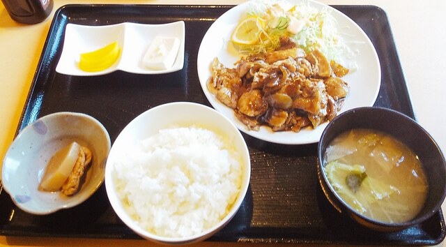 100人食堂 - 郡山富田（食堂）の写真