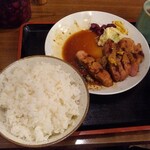 豚々亭 - ごはんおかわり大盛２回目