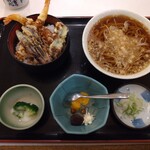 Sushi Ando Soba Dokoro Ikoi - ランチセット。