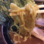 神田ラーメン わいず - 麺リフト