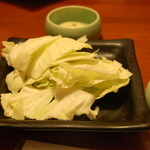 Shunsensakaba Tengu - お通し　のキャベツ
