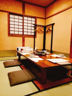 Nishiya - 1階掘りごたつ席個室４名～６名様用