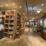 gelato pique cafe bio concept - 内観