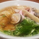 銀座 篝 - 清湯ソバの蛤と牡蠣の醤油　並　1,200円