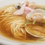 銀座 篝 - 清湯ソバの蛤と牡蠣の醤油　並　1,200円