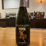 f - ボトル一本目の泡で乾杯！