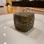 f - とんぶりと海老チョコのCUBE