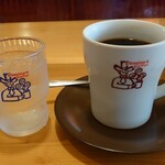 コメダ珈琲店 - たっぷりコーヒーは思ったほど大きくないかも