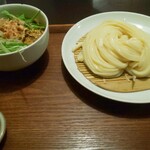 手打ちうどん　 いしづか - うどんとつけ汁