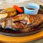 瀬戸内ゴルフリゾート レストラン THE GRILL - 牛ロースステーキフォアグラのせ
