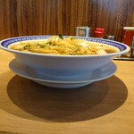 彩華ラーメン  - サイカラーメン大 横から