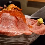 吉祥寺 肉ドレス海鮮丼 - 