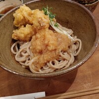 自家製粉石臼挽きうどん 青空blue 本店 - 出汁は別添えの優しい出汁