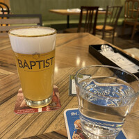 リオ・ブルーイング・コー ビストロアンドガーデン 東京ミッドタウン - バディストホワイト