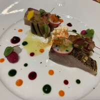 リストランテ ル・ミディ ひらまつ - 青柚子香る活〆鰆の炙り 茄子グリルとオリーブ酢ジュレ 自家製リコッタを添えて