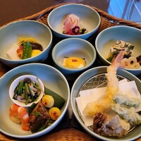 魚三楼 - 花籠御膳。