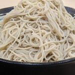 ゆで太郎 - 茹でたてを冷水で〆た蕎麦(ﾟдﾟ)ｳﾏｰ
            以前よりは減ったけど結構なマウンテン