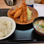 かつや - 秋の海鮮フライ定食(690円)