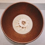 秋葉原 鉄板焼き Sublime - Sublimeスペシャリテ 発酵熟成マッシュルームスープ