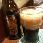 スパイスバル猫六 - 【ライオンスタウト】ｽﾘﾗﾝｶの黒ビール