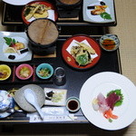 季粋の宿　新松葉 - 料理写真:夕食膳