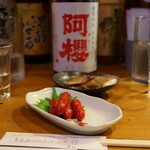 Tachinomi Mitsuki - 赤ウインナー(300円)
                      2品で500円